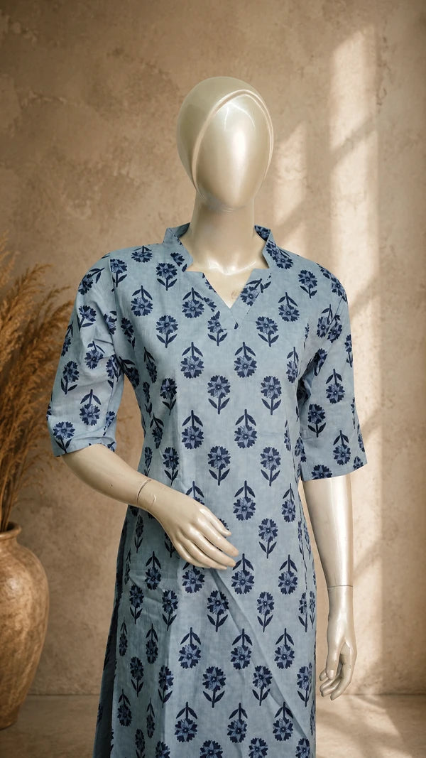 Cotton Blend V‑Neck Two‑Piece Set with Pockets.