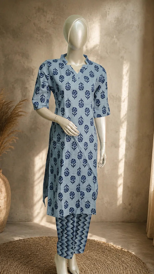 Cotton Blend V‑Neck Two‑Piece Set with Pockets.
